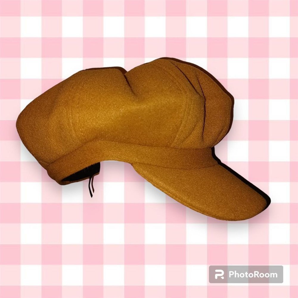 Y2k style news boy cap